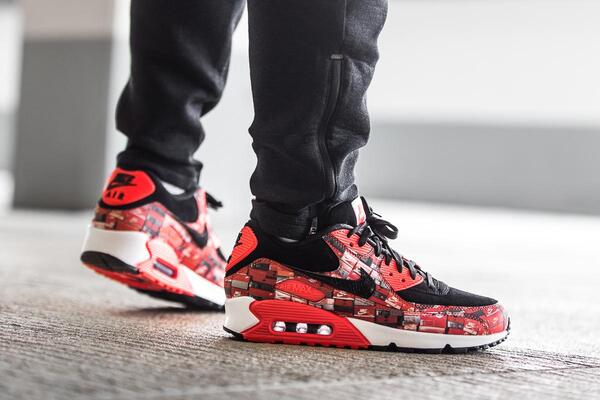 Nike x Atmos Air Max 90 